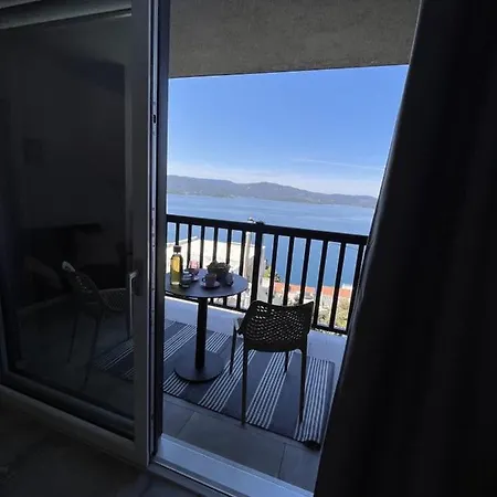 Ora Apartment *