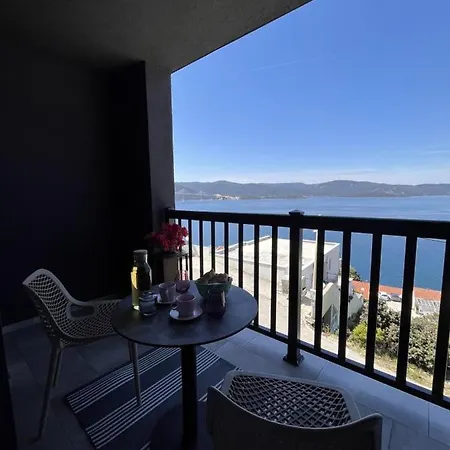 Apartment Ora Komarna