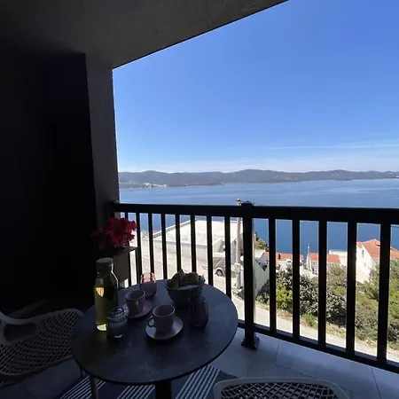 Ora Apartment