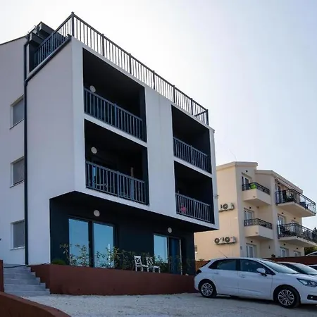 Apartment Ora