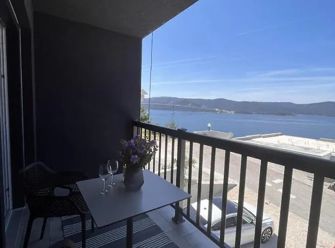 Ora Διαμέρισμα